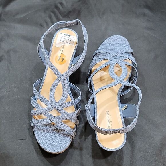 BRAND NEW LONDON FOG LOW WEDGE STYLE ALMOND TOE SANDAL - Picture 4 of 15